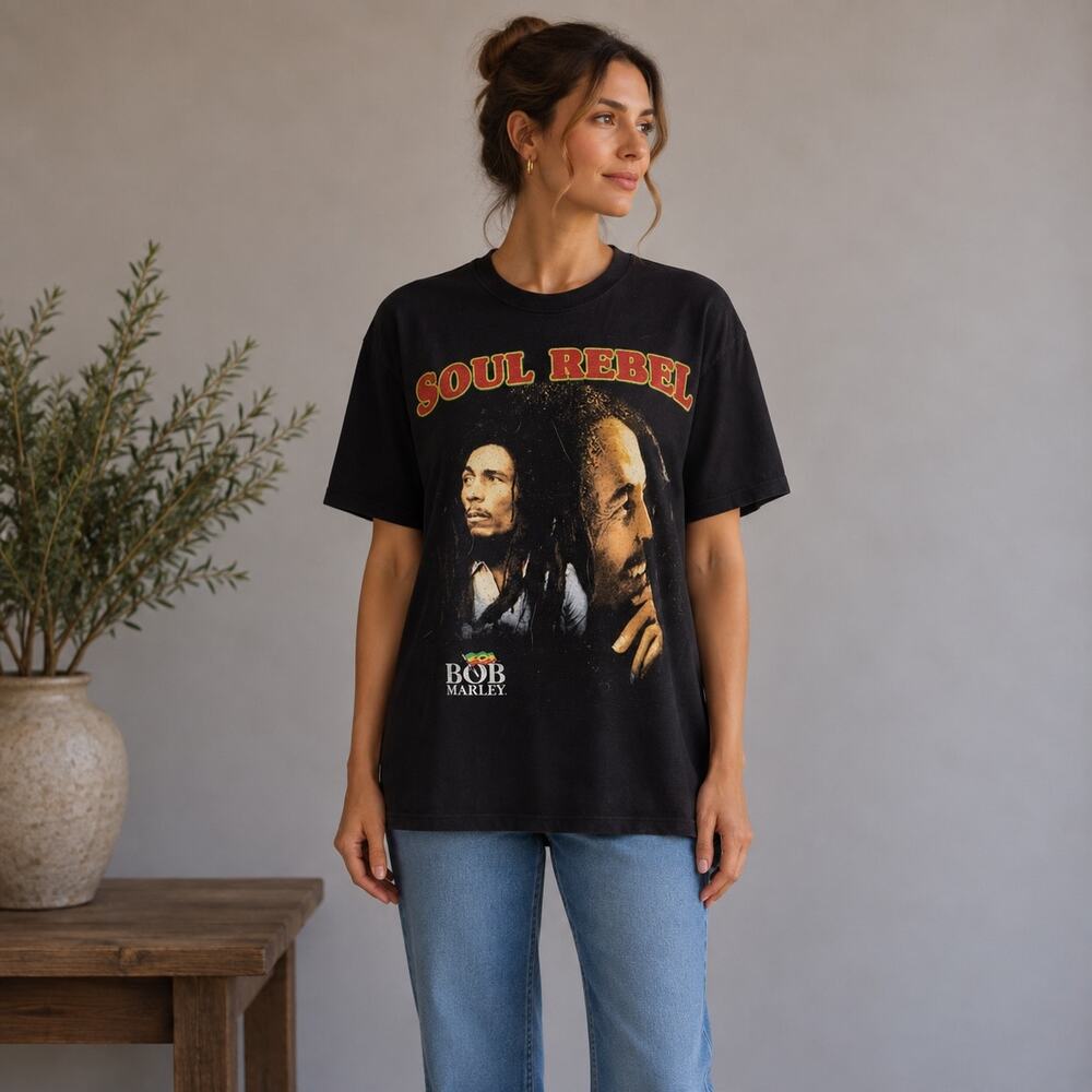 Bob Marley Black Short Sleeve Soul Rebel Graphic T Shirt Small